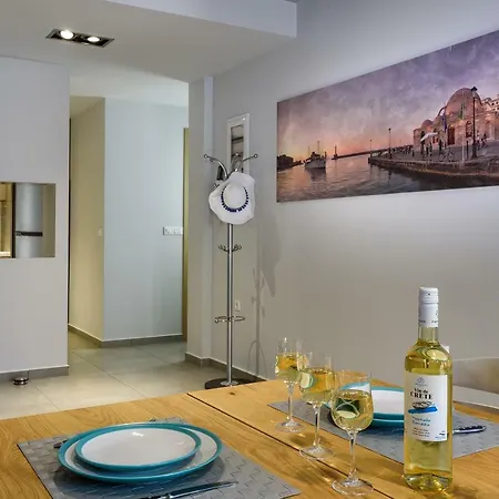 Breeze Apartment